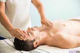 How Reiki works: Healing, health benefits, & precautions | FactDr