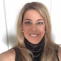 Annie Perron's Instagram, Twitter & Facebook