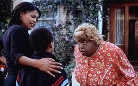 2006 erschien eine fortsetzung unter dem titel big mama's haus 2 und 2011 eine weitere fortsetzung unter dem titel big mama's haus. Big Mamas Haus Trailer Kritik Zum Film Tv Today