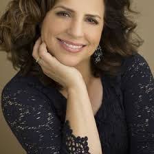 Robin Hagy's Instagram, Twitter & Facebook