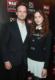 'pretty little liars' actress troian bellisario revealed she secretly gave birth to her second child in 'pretty little liars' star troian bellisario secretly welcomed 2nd child with patrick j. Nach Baby News Erste Kugel Pics Von Pll Troian Bellisario Promiflash De