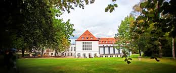 Located in the intellectual colony of dahlem, seat of the free university berlin, it was founded by the kaiser wilhelm gesellschaft (kwg). Ewerslab On Twitter We Announce The Smlms2018 To Take Place In Berlin Germany August 27th To 29th At The Amazing Harnack Haus Smlms2018 Https T Co Trxoqrryeh
