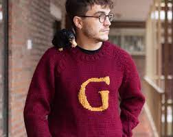 You'll see that my sample was knitted for my gryffindor friend. Etsy S Selling Custom Molly Weasley Christmas Sweaters Popsugar Smart Living