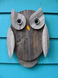 Owl Wall Hanging Made Of Recycled Wood Diy Wood Wall Hangings Owl Wall Hanging Wood Crafts Wood Diy