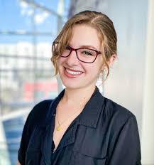 Victoria Jolly's Instagram, Twitter & Facebook