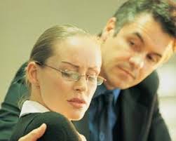 #metoo despre cazurile de hartuire sexuala la locul de muncă. Cauti Informatii Despre Hartuire 74 Articole In Manager Ro