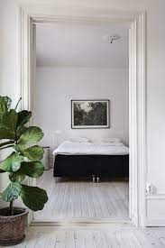 And unlike popular perception, minimal bedrooms also give you ample opportunity to express a potted plant here and a lovely vase of flowers there is the ideal way to induce some color into a minimal bedroom. 38 Minimalist Bedroom Ideas And Tips Budget Friendly Minimalism