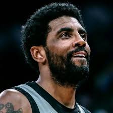 Can a player switch circuits from Nike to New Balance?