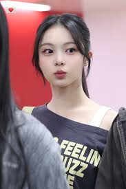 高馬尾鄭以安無敵了…超漂亮的寶寶🩵