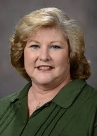 Lori Parker's Instagram, Twitter & Facebook