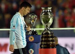 Los partidos no suman para los promedios. Messi Maradona Debate Rumbles On After Copa Woe Arab News