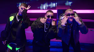 By justin curto as we already know from his twitter presence, bad bunny is an icon, regardless of what the latin grammys think. Lunay Daddy Yankee Bad Bunny Praise Single Ladies In Soltera Remix Daddy Yankee Heartwarming Photos Remix