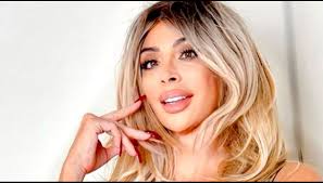 Chi è Sonia Grey, la sexy conduttrice da Rai 1 a Onlyfans