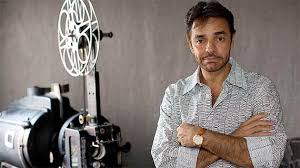 Instructions not included (spanish title: Eugenio Derbez Se Convierte En Latin Lover Al Servicio De Las Damas Gringas