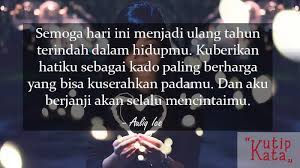 Kata kata romantis ini bisa kamu jadikan sebagai ungkapan yang bisa membuat pacara tersayang kamu menjadi semakin sayang dan cinta sama kamu. 15 Kata Kata Ucapan Selamat Ulang Tahun Untuk Pacar Tercinta Kutipkata