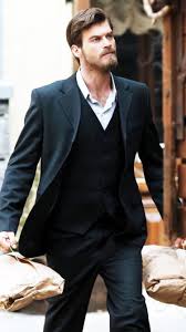 Pin By Emaan Fatima On Turkey Kivanc Tatlitug Turkish Actors Kurt Seyit And Sura