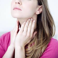 Häufige oder gar chronische mandelentzündungen sind das spürbare zeichen. Eitrige Mandeln So Wirst Du Sie Wieder Los Brigitte De