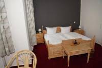 Het hotel ligt tegenover het historische stadhuis en heeft een terras aan de voorzijde. Hotel Deutsches Haus Blomberg Aktualisierte Preise Fur 2021