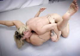 Ariel X - Evolved Fight Lez