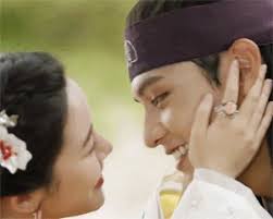 Congratulations to both lee seung gi (이승기) and lee da in (이다인). Was Hwarang Poet Warrior Truth A Flop Quora