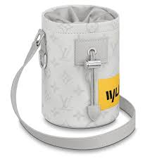 10 best selling louis vuitton bags. Louis Vuitton Sells 1 590 Chalk Bag