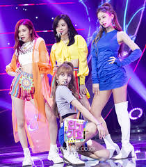 On the 28th, sbs 'inkigayo' selected brave girls 'rolin' and blackpink rose 'on the ground' as candidates for the first place. Cover Blackpink Sbs Inkigayo Comeback Stage Performance