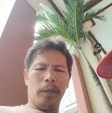 Ang pari magbalantay sa mga karnero sa Dios tinuod nga pastor. Ang pastor  tigpahisalaag sa karnero sa Dios peke nga pastor sa katoliko manguhag  membro tungod sa 10 porsyento Jeremias 23:1, Tito