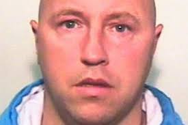 Corrupt cop cut a deal ... and drug boss's lawn