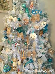 All ocean / beach decor travel destinations around the world. 190 Beach Christmas Tree Ideas Beach Christmas Beachy Christmas Beach Christmas Trees