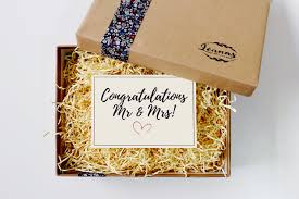 Today, we want to help you find the best christmas gifts for newlyweds; 7 Thoughtful Wedding Gifts For The Happy Couple Weddingsonline