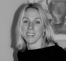 Katrina Comer's Instagram, Twitter & Facebook