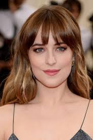 Hair Women Bangs Dakota Johnson 55 Ideas In 2020 Dakota Johnson Hair Blonde Hair Dark Eyes Brown Hair Bangs