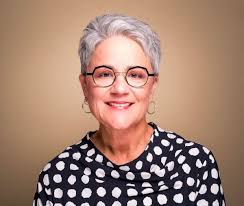 Announcing Historic MacKenzie Scott Gift to 10,000 Degrees