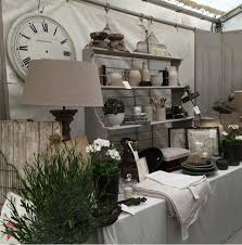 Epingle Par Maddy Sur Fairs Workshops Studio Open House Deco Shabby Vide Grenier
