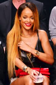 Rihanna medium bob hairstyle with cool side bangs. 50 Best Rihanna Hairstyles Our Favorite Rihanna Hair Looks Of All Time