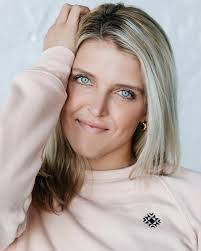 Kacie Yates's Instagram, Twitter & Facebook