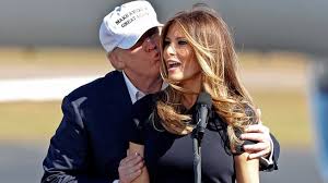 Melania trump is the wife of donald trump, who was the 45th president of the united states. Usa Melania Trump Die Sphinx Im Weissen Haus Ein Neues Buch Zeigt Die First Lady Von Ungewohnter Seite