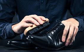Then, for stains, you'll want to roll up your sleeves and get a bit more serious. How To Clean Leather Shoes So They Look Brand New Spy Hacks Spy