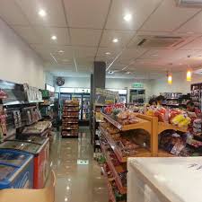 As soon as you enter jalan 12 you can start to look for parking, as the satay stall is only on your left. 7 Eleven Kepong Selangor