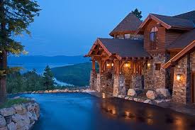 The population was 14,206 in the 2010 census. Pin By Jordan Baker On My Interests Mountain Style Homes Rustic Home Design Log Homes