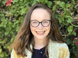 Maureen Mueller's Instagram, Twitter & Facebook