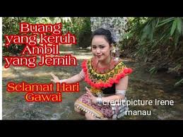 Ambil yang jernih, buang yang kotor. Pemanah Ngepan Bansa Dayak Iban Buang Yang Keruh Ambil Yang Jernih Youtube