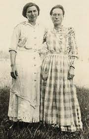 Pin By Lori R Nelson On Sisterhood Farm Women Female Farmer Real Photos