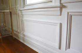 A chair rail for displaying decorative items is disclosed. Picture Frame Wainscoting Diy Park And Division