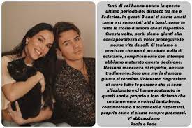 Paola di benedetto e federico rossi, ex membro del duo canoro benji e fede, sembrano essere più innamorati che mai. Paola Di Benedetto E Federico Rossi Si Sono Lasciati L Annuncio Su Instagram