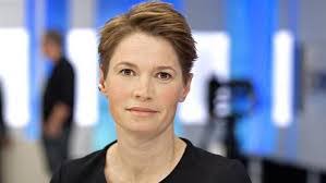 Ines Peterson's Instagram, Twitter & Facebook