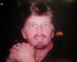 Can you please 🙏 make this photo of my brother who died 2000 more clearer x