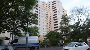 Wohnung kaufen in tiergarten, berlin. Mordkommission Ermittelt Nach Leichenfund In Wohnung B Z Berlin