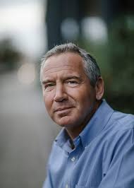 Marcel Levi vanuit brandhaard Engeland: 'Het is nog altijd alle hens aan  dek'