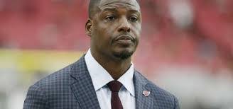 Deon Anthony's Instagram, Twitter & Facebook